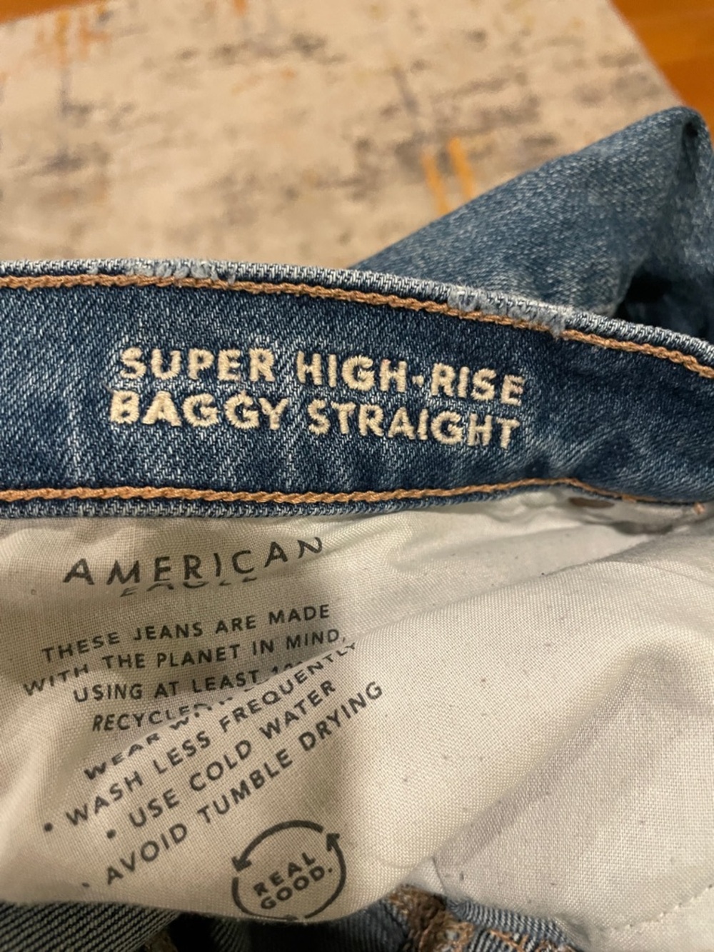 American Eagle Outfitters Distressed Mid-Blue Straight Leg Jeans - Picture 4 of 5